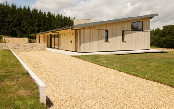 Sustainable Accoya® cladding for contemporary farmhouse | International ...